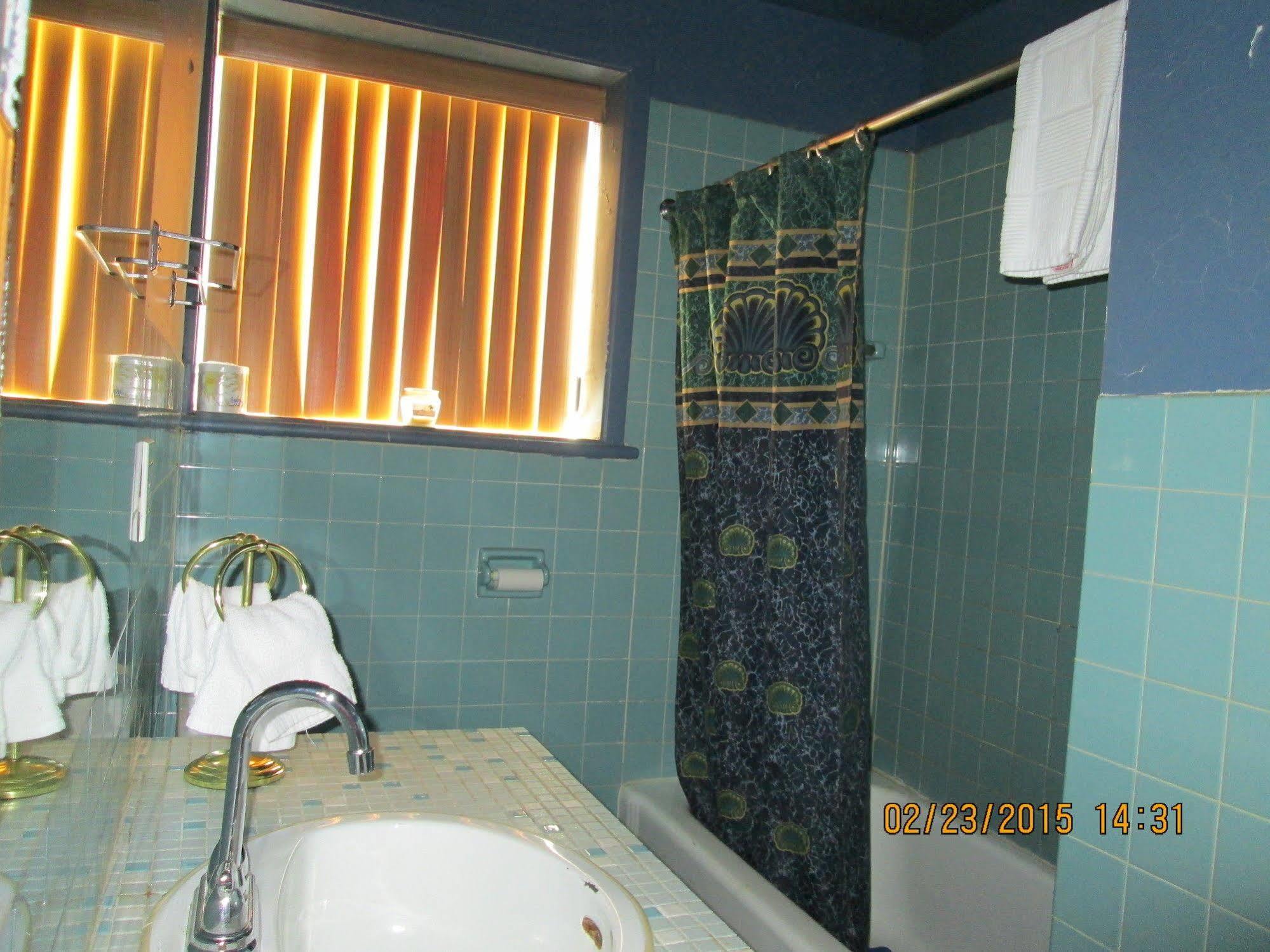 L'Ancienne-Lorette Motel Lustre D'Or מראה חיצוני תמונה